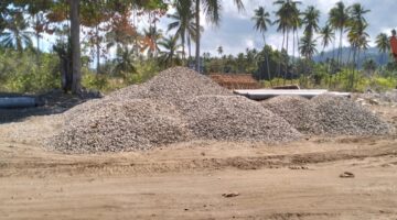 Proyek Jembatan Kali Dolik Rp12 Miliar Disorot, Material Galian C Dari Kali Fulai Diduga Diambil Tanpa Izin